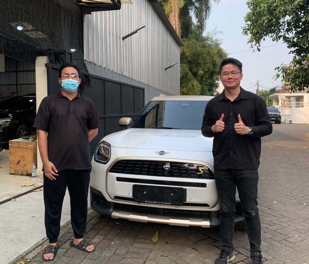 MINI Countryman Jakarta